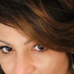 Meet your Posher, Mia